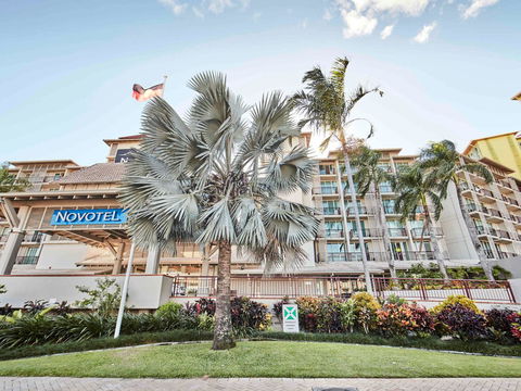 Novotel Cairns Oasis Resort - Holiday Adelaide 43