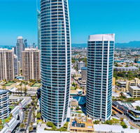 Luxury Residence Surfers Paradise Five Star Apartment - Holiday Adelaide