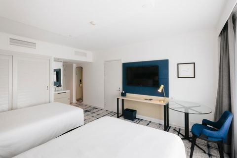 Voco Gold Coast, An IHG Hotel - Holiday Adelaide 5