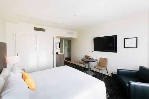 Voco Gold Coast, An IHG Hotel - Holiday Adelaide 8