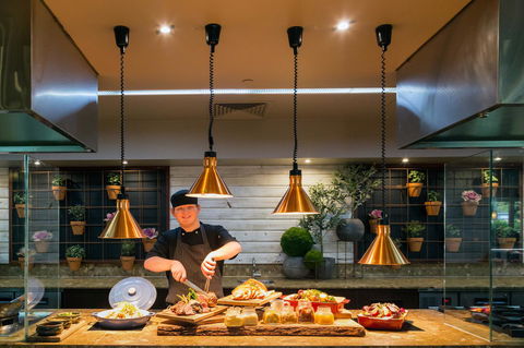 Voco Gold Coast, An IHG Hotel - Holiday Adelaide 23