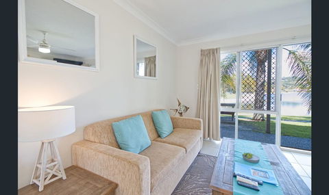 Bay Of Palms - Holiday Adelaide 5
