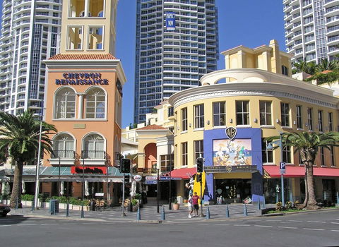 PeepSleep Chevron Towers - Holiday Adelaide 7