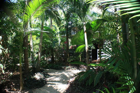 Boutique Bungalows - Holiday Adelaide 30