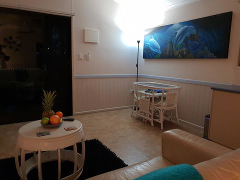 Boutique Bungalows - Holiday Adelaide 4