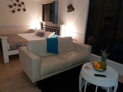 Boutique Bungalows - Holiday Adelaide 7