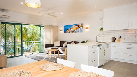 Currumbin Sands On The Beach - Holiday Adelaide 16