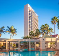 Crowne Plaza Surfers Paradise - Holiday Adelaide