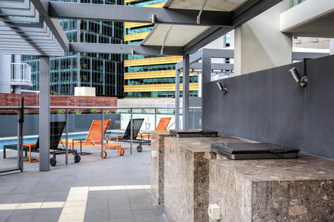Evolution Apartments - Holiday Adelaide 6
