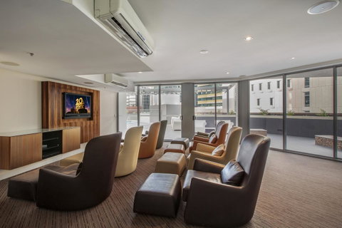 Evolution Apartments - Holiday Adelaide 4