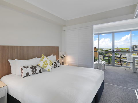 Oaks Mackay Rivermarque Hotel - Holiday Adelaide 2