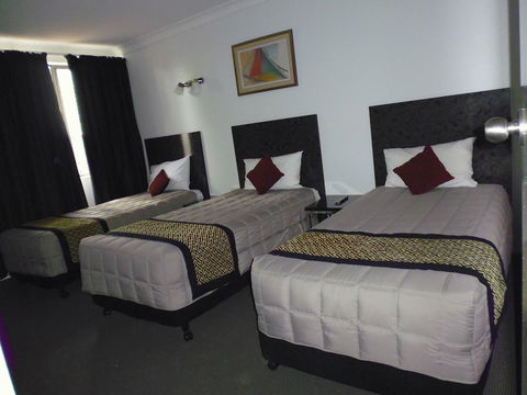 Burke & Wills Motor Inn - Holiday Adelaide 4