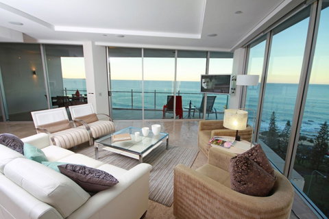 Oceans Mooloolaba - Holiday Adelaide 15