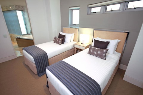 Oceans Mooloolaba - Holiday Adelaide 19