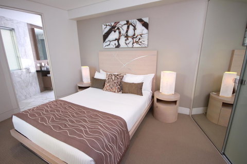 Oceans Mooloolaba - Holiday Adelaide 18