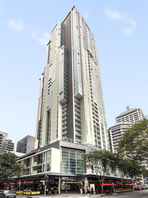 Oaks Brisbane Festival Suites - Holiday Adelaide 9