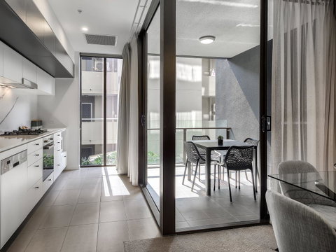 Opera Apartments South Brisbane - Holiday Adelaide 25