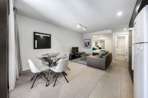 Opera Apartments South Brisbane - Holiday Adelaide 17