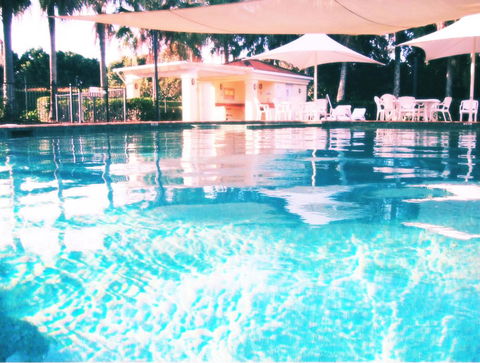 Waterfront Resort Villa With Buggy - Holiday Adelaide 0