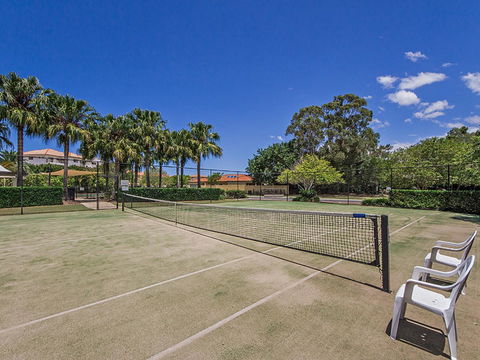 Waterfront Resort Villa With Buggy - Holiday Adelaide 18