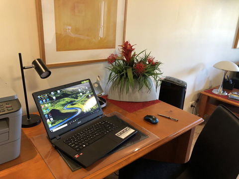 Waterfront Resort Villa With Buggy - Holiday Adelaide 17
