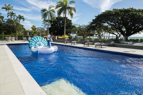 Cairns Harbourside Hotel - Holiday Adelaide 30