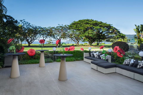 Cairns Harbourside Hotel - Holiday Adelaide 16