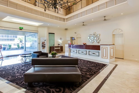 Central Cosmo Apartment Hotel - Holiday Adelaide 6
