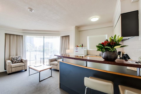 Central Cosmo Apartment Hotel - Holiday Adelaide 28