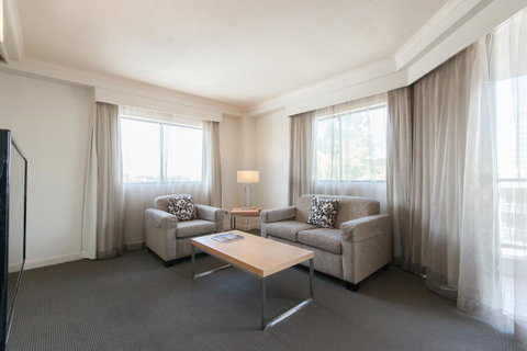 Central Cosmo Apartment Hotel - Holiday Adelaide 14