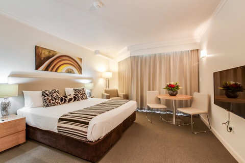 Central Cosmo Apartment Hotel - Holiday Adelaide 19