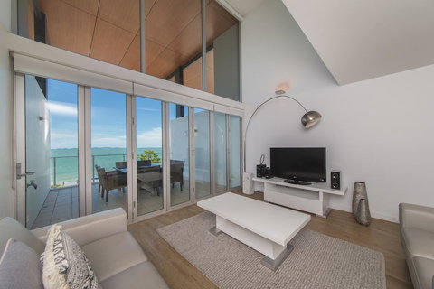 Echelon Apartments Yeppoon - Holiday Adelaide 20
