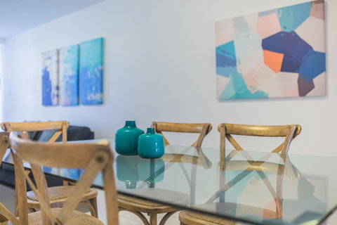 Echelon Apartments Yeppoon - Holiday Adelaide 22