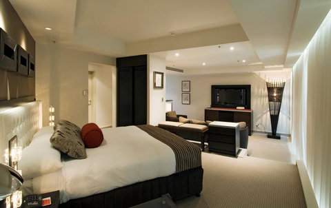 RACV Royal Pines Resort Gold Coast - Holiday Adelaide 21