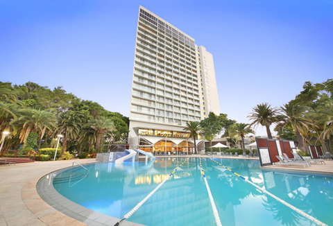 RACV Royal Pines Resort Gold Coast - Holiday Adelaide 14