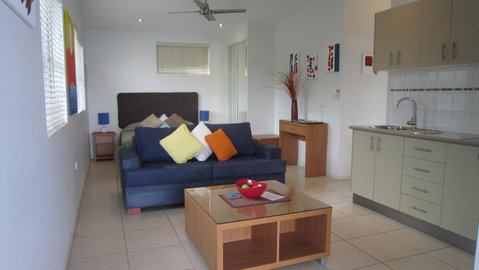 Waterview Airlie Beach - Holiday Adelaide 26