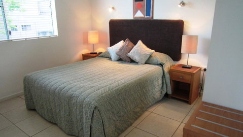 Waterview Airlie Beach - Holiday Adelaide 1