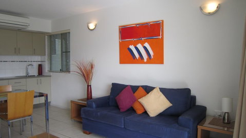 Waterview Airlie Beach - Holiday Adelaide 2