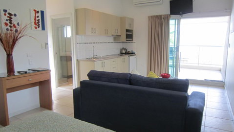 Waterview Airlie Beach - Holiday Adelaide 23