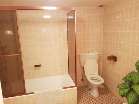 Gemini Court Holiday Apartments - Holiday Adelaide 43