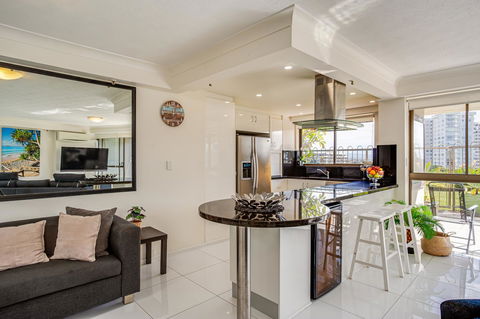 Gemini Court Holiday Apartments - Holiday Adelaide 7
