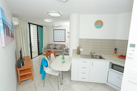 Beach Club Resort Mooloolaba - Holiday Adelaide 19