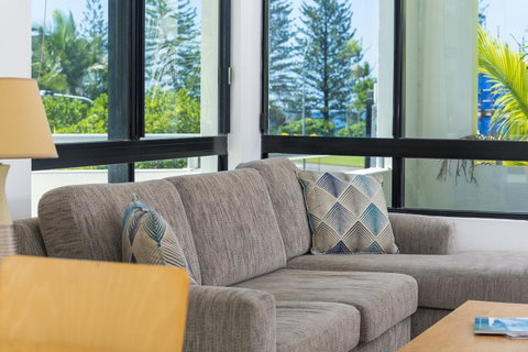 Beach Club Resort Mooloolaba - Holiday Adelaide 16