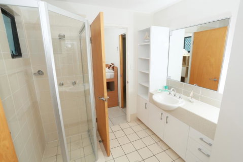 Beach Club Resort Mooloolaba - Holiday Adelaide 25