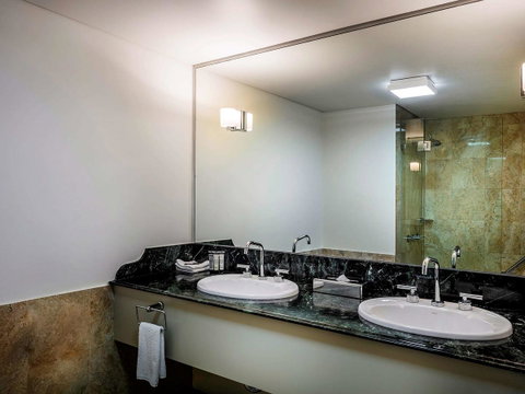 Pullman Brisbane King George Square - Holiday Adelaide 42