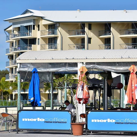 Mantra Hervey Bay - Holiday Adelaide 9