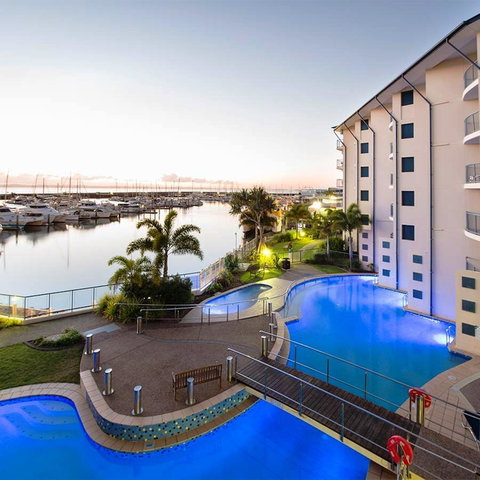 Mantra Hervey Bay - Holiday Adelaide 21