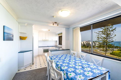 Burgess @ Kings Beach Apartments - Holiday Adelaide 32
