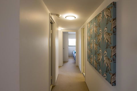 Burgess @ Kings Beach Apartments - Holiday Adelaide 39