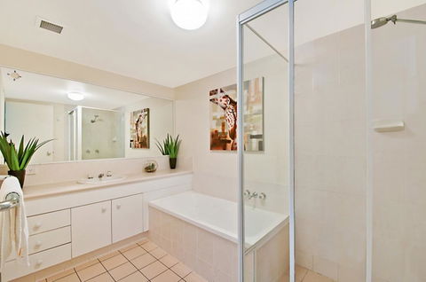 Champelli Palms Apartments - Holiday Adelaide 5